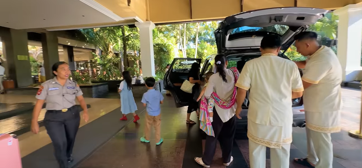 pelayanan St. Regis Bali Resort