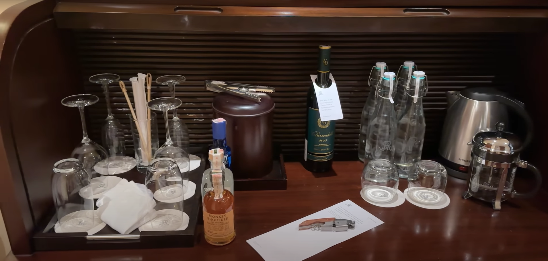 mini bar St. Regis Bali Resort