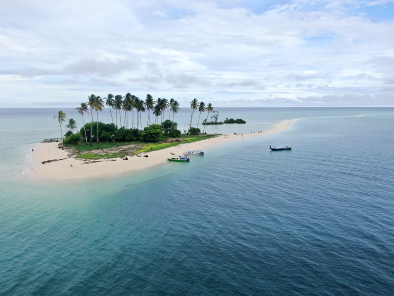 Surga Tersembunyi di Belantara Borneo