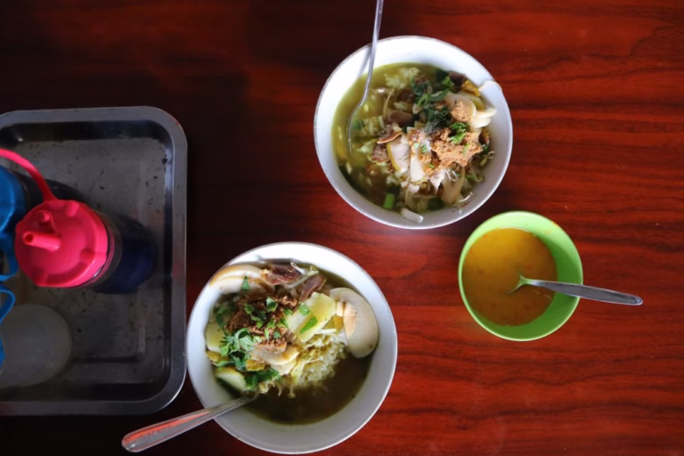 Soto Lombok Malang: Kuliner Legendaris yang Wajib Dicoba