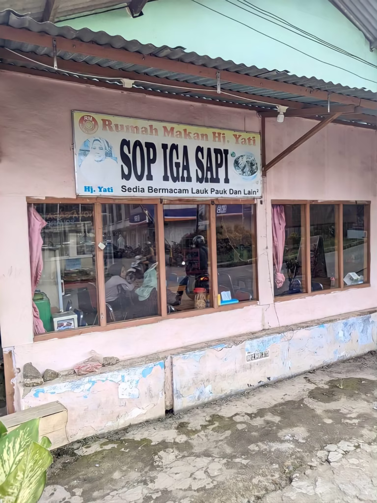 Sop Iga Legendaris di BSD: Lezat, Terjangkau
