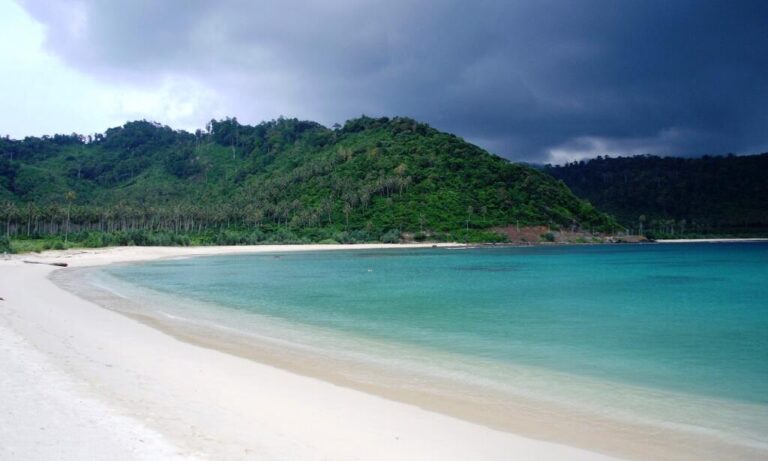 Rekomendasi Wisata Banda Aceh dan Kuliner Khasnya yang Unik