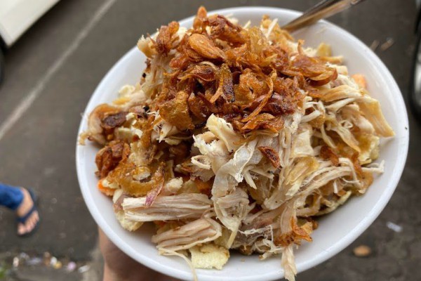 Bubur Ayam Legendaris di Dekat RSPAD Gatot Subroto