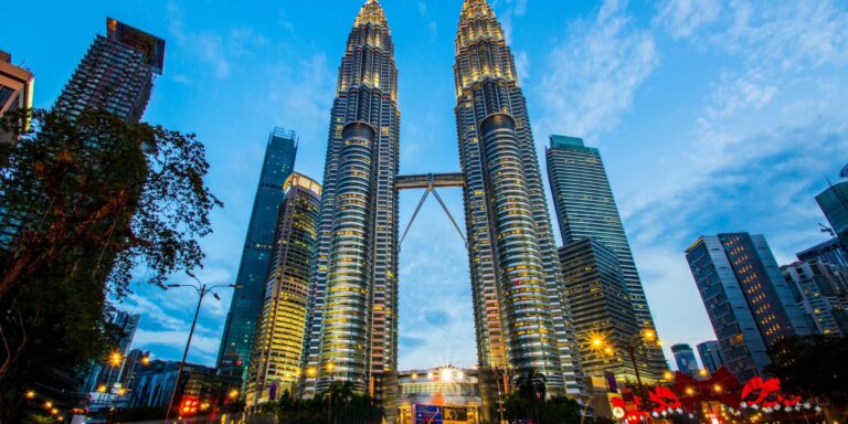 Top 10 Destinasi Wisata dengan Budget Rp 10-20 Juta