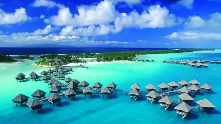Wow! 10 Pulau Terindah di Indonesia, Terkenal Hingga Luar Negeri