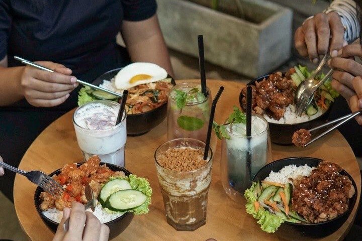 5 Cafe View Bagus di kota Sukadana, Ada Cafe Rooftop