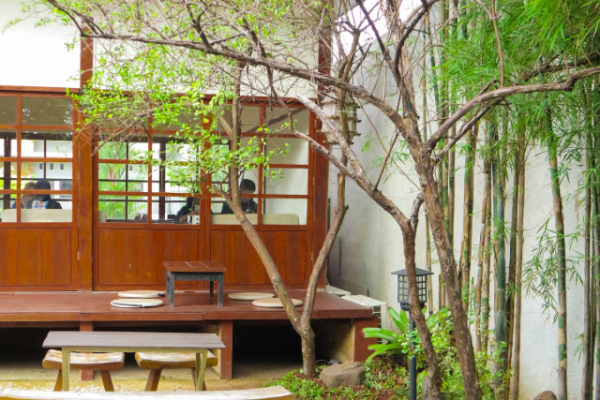 https://lensaperjalanan.com/traveling/10-tempat-ngopi-terbaik-di-kotabumi-lampung-utara-kopi-lezat/