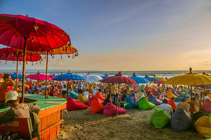 5 Cafe View Keren Pinggir Pantai di Lampung, Nomor 2 Instagramble Banget!