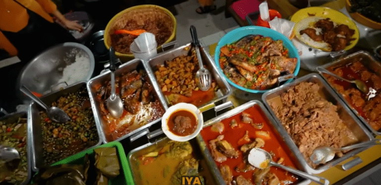 Warung Legendaris yang Tersembunyi di Pasar Cihapit
